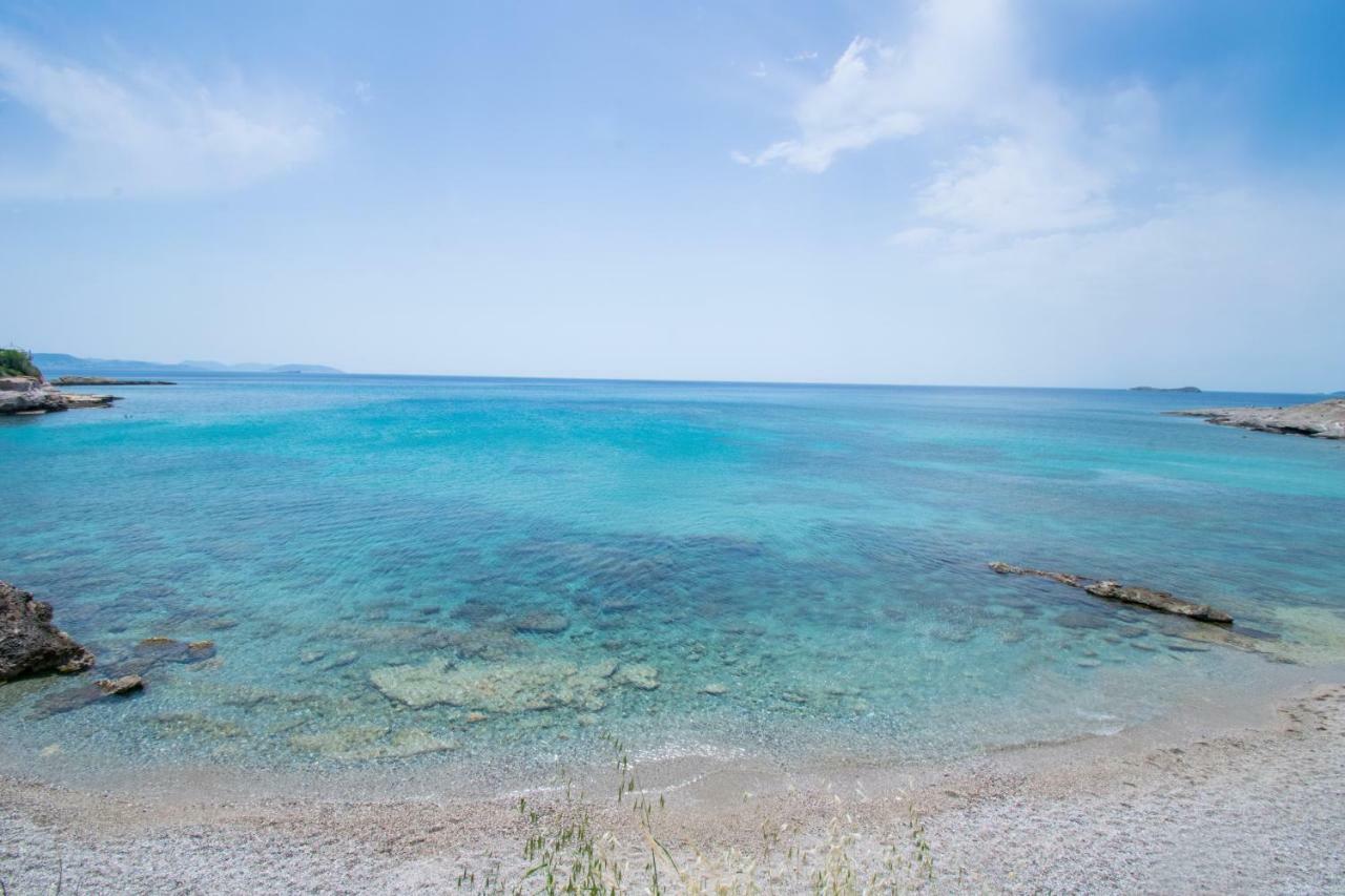Beach House Near Athens Agia Marina  Экстерьер фото